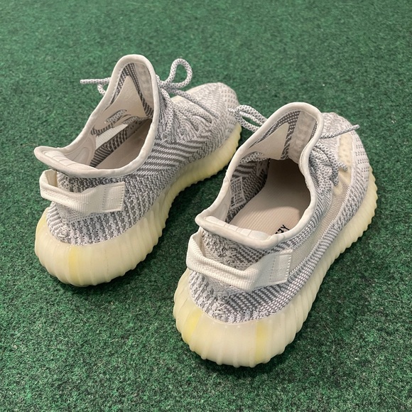 Yeezy V2 Static Sneakers - Picture 2 of 10